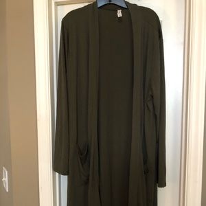 NWOT Long olive green open cardigan with pockets